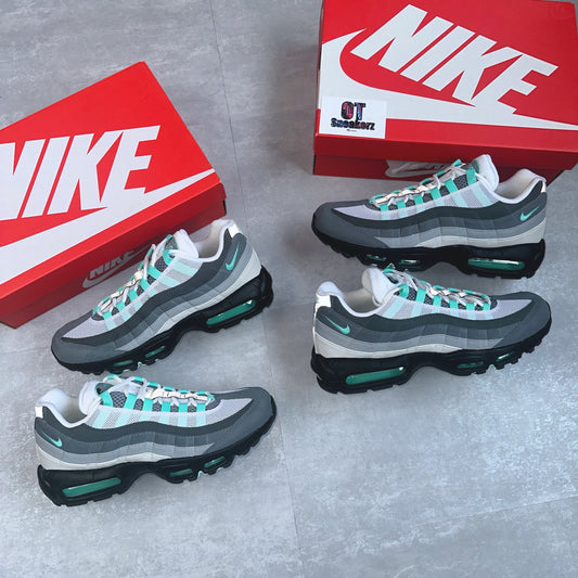 Nike Air Max 95 Hyper Turquoise