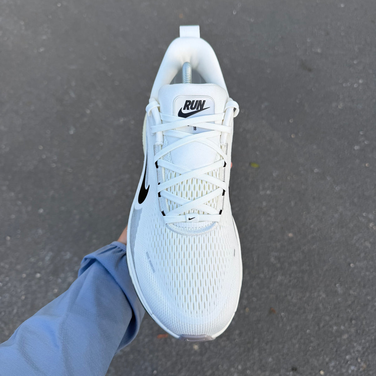 Nike Vomero 18 Summit White Coconut Black