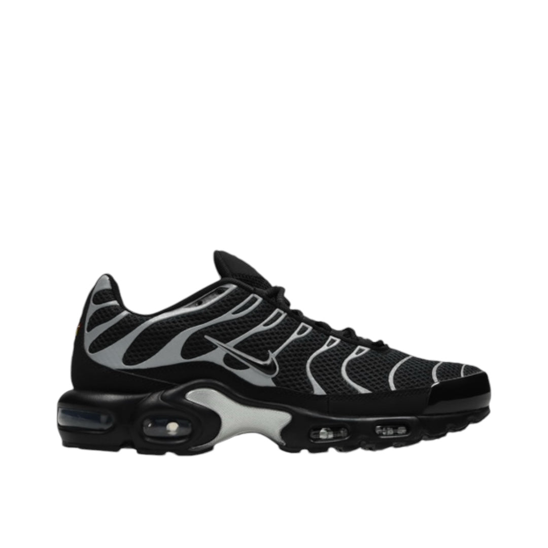 Nike TN Air Max Plus Carbon Black Metallic Silver