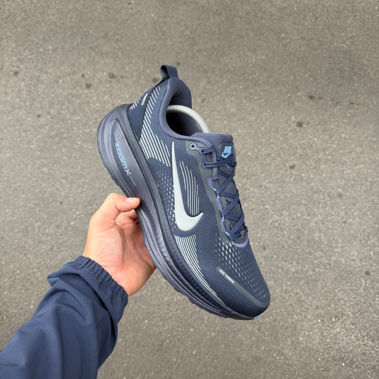 Nike Vomero 18 Thunder Blue Grey