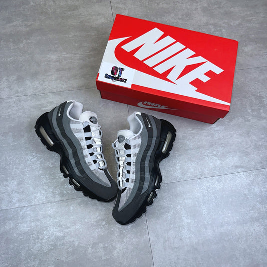 Nike Air Max 95 Grey Jewel