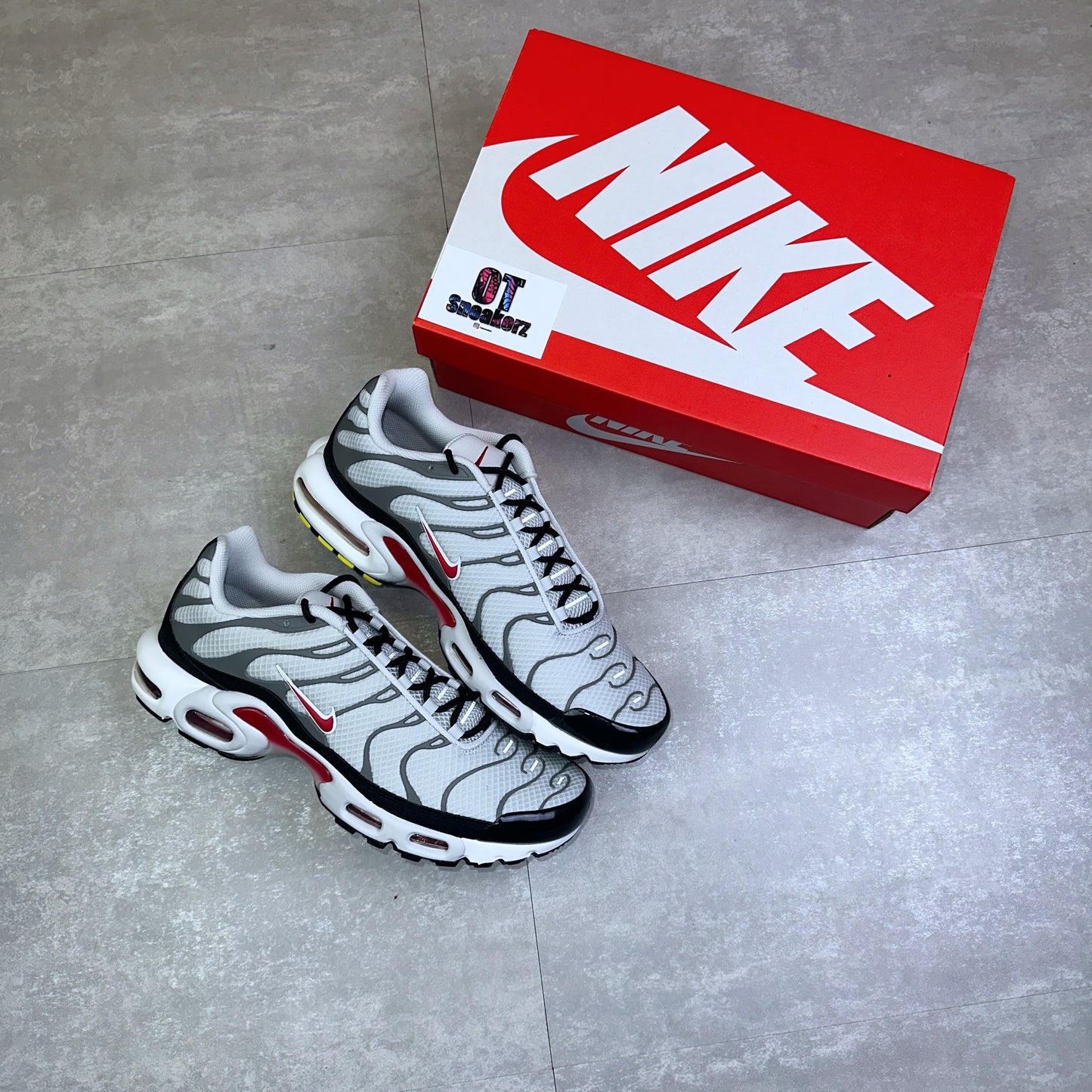 Nike TN Air Max Plus Grey Black Varsity Red