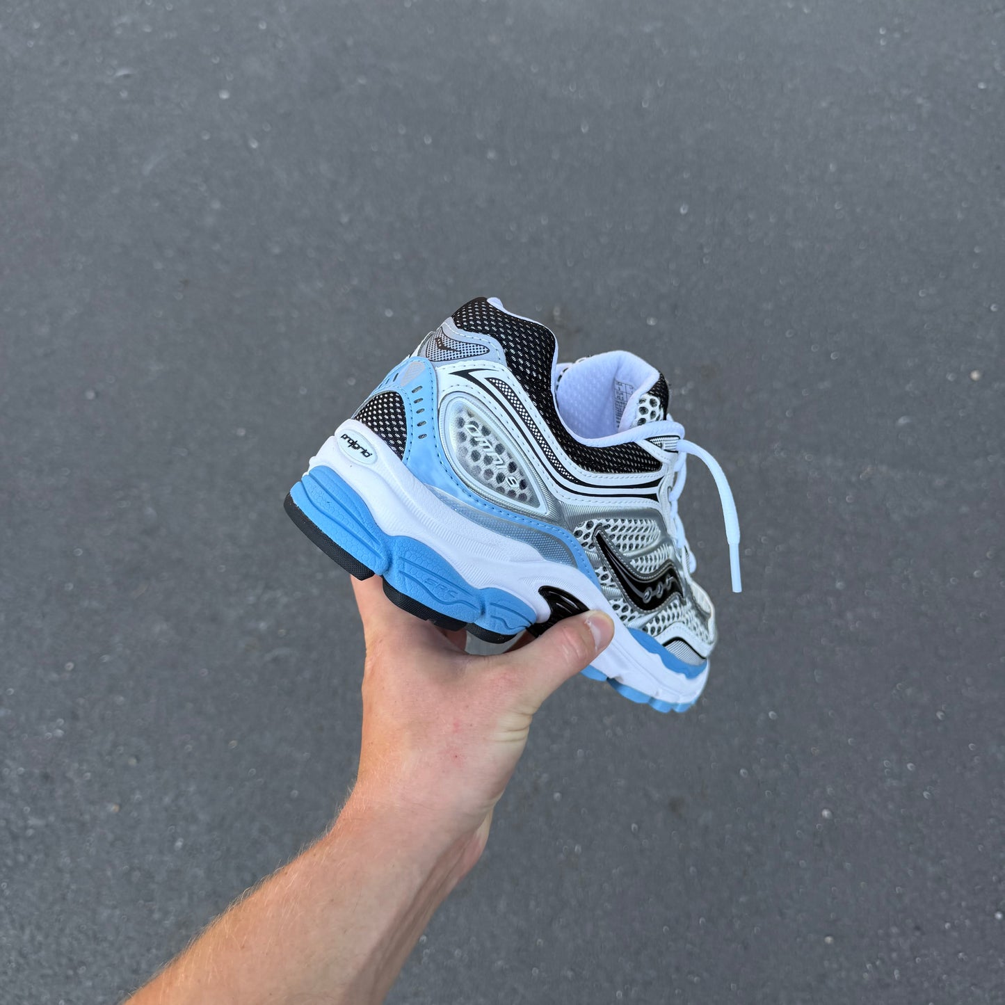 Saucony ProGrid Omni 9 Blissful Blue