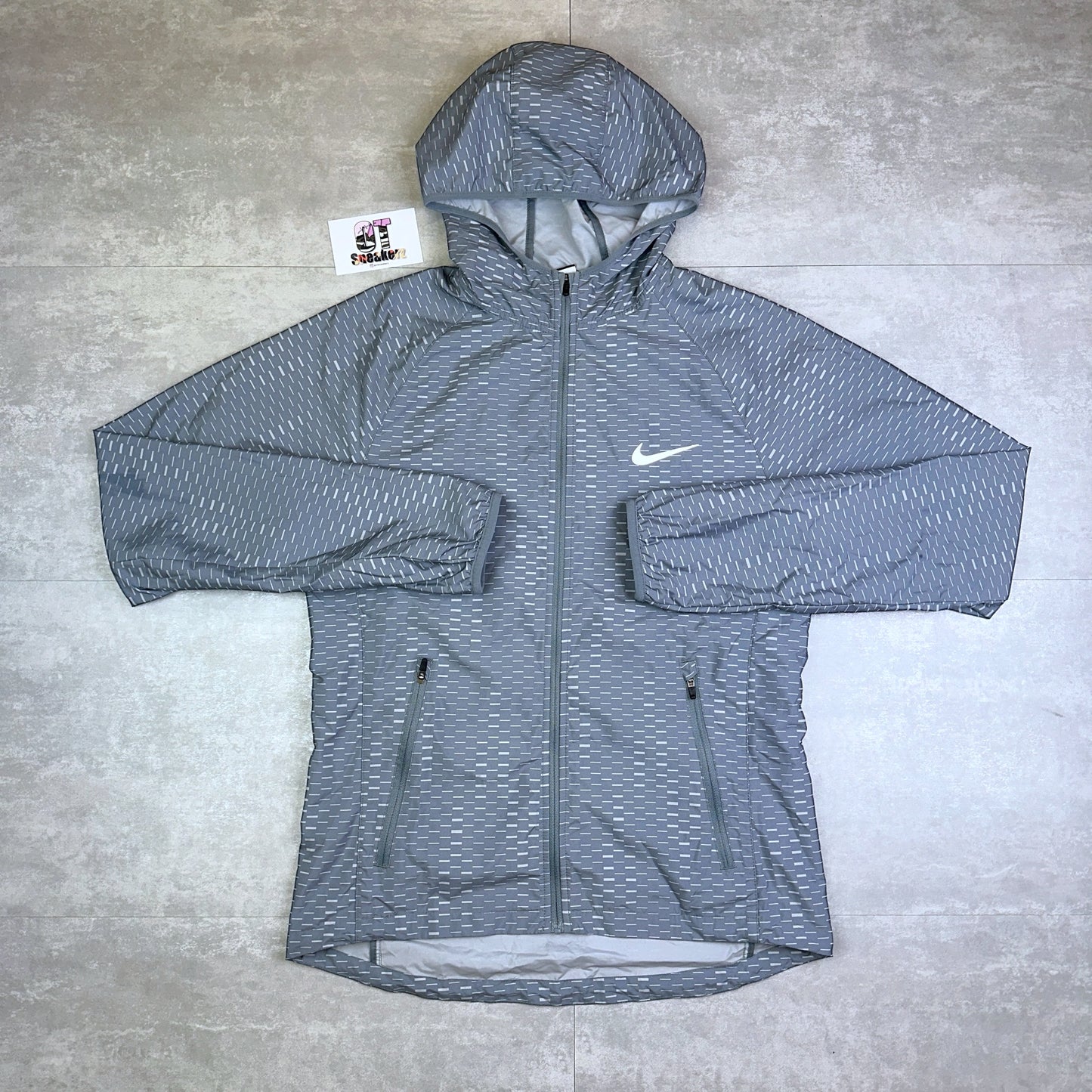 Nike Shield Windrunner Smoke Grey