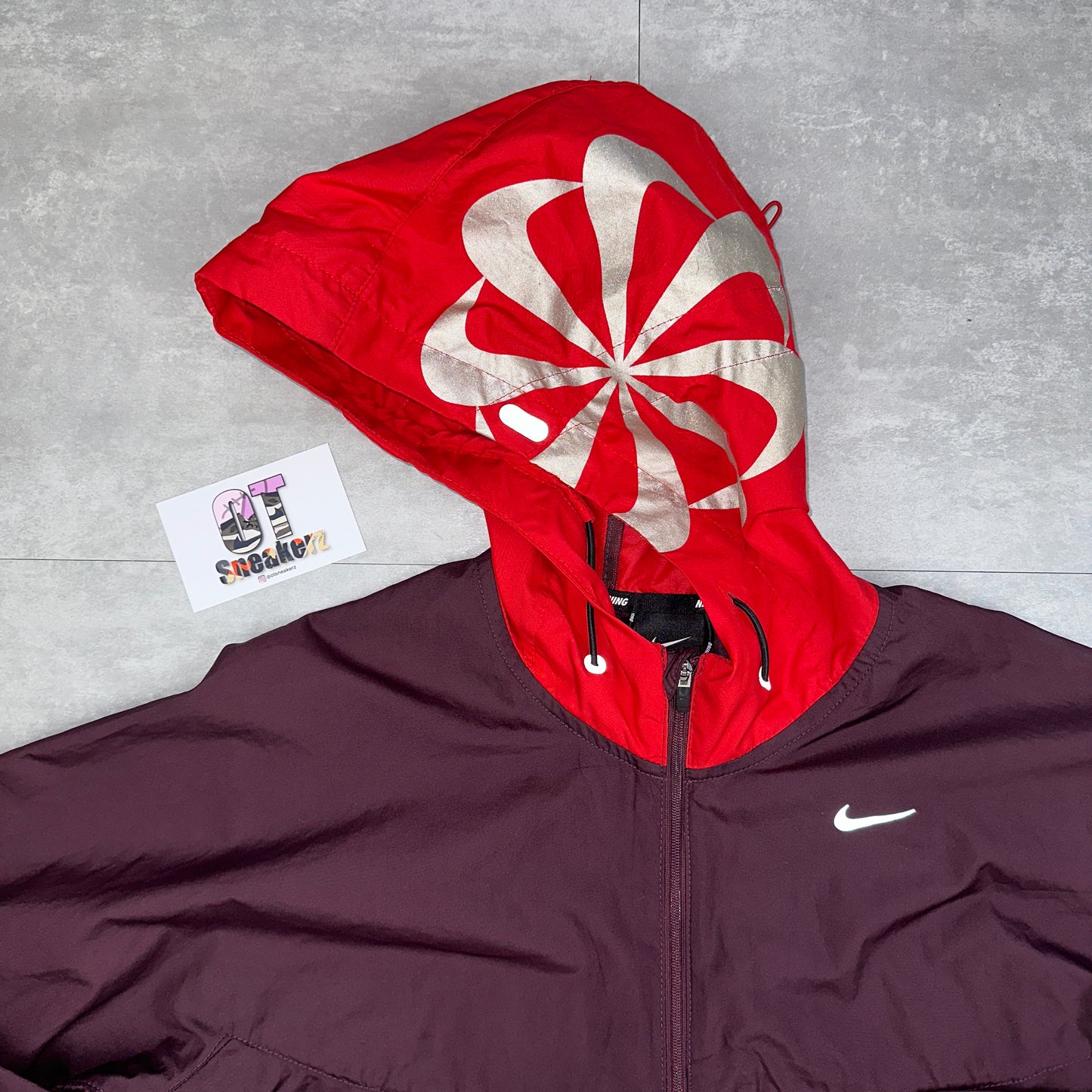 Nike Shield Windrunner Shanghai Beetroot Red