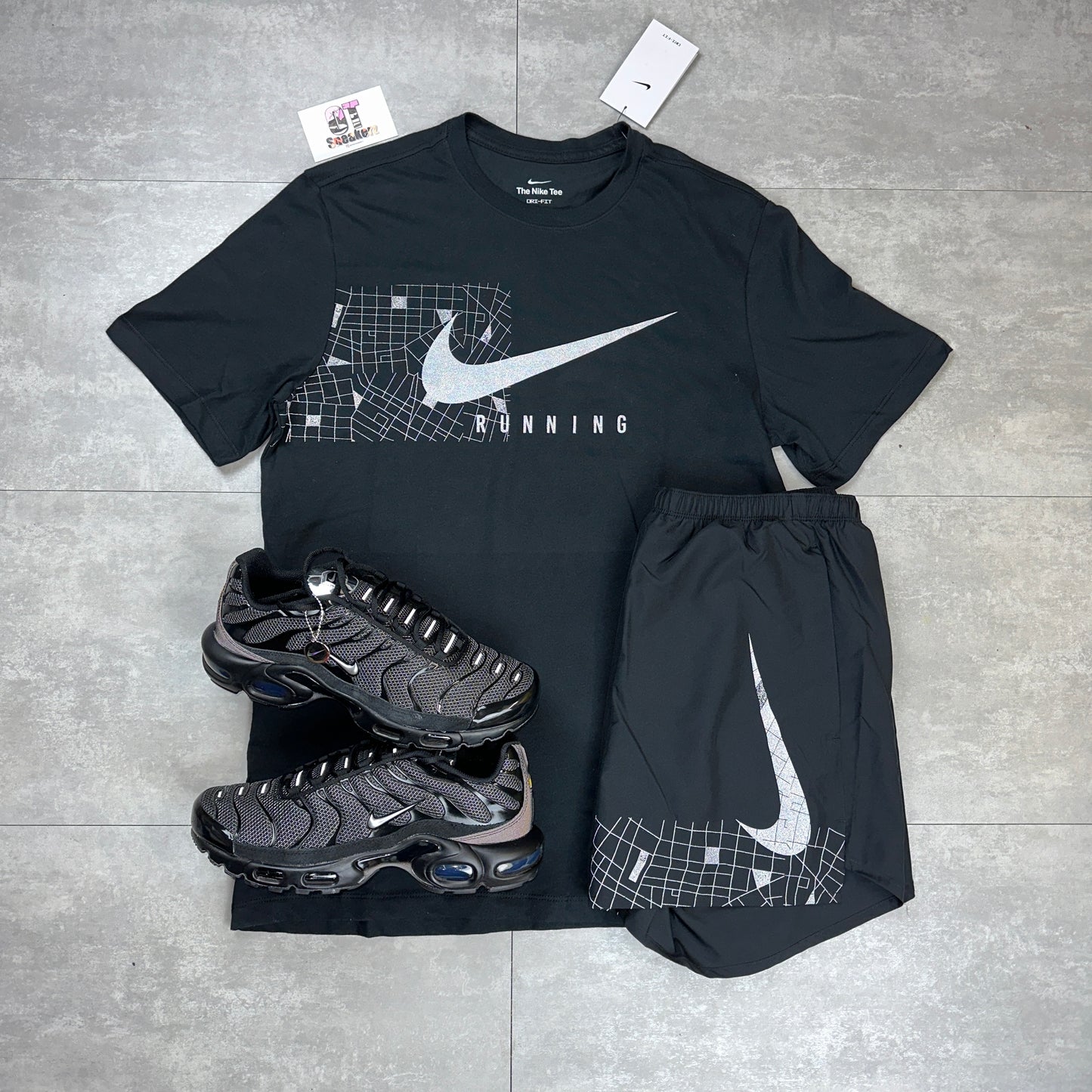 Nike Run Divison Black Set