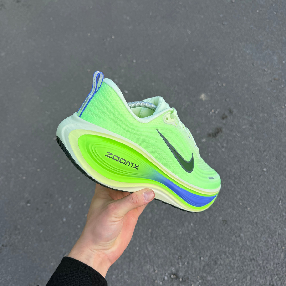 Nike Vomero Plus Volt Sapphire