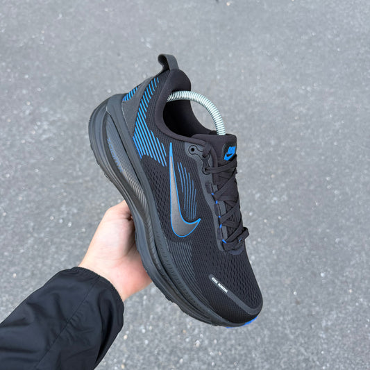Nike Vomero 18 Black Game Royal