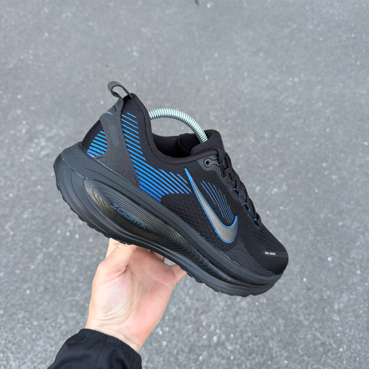 Nike Vomero 18 Black Game Royal