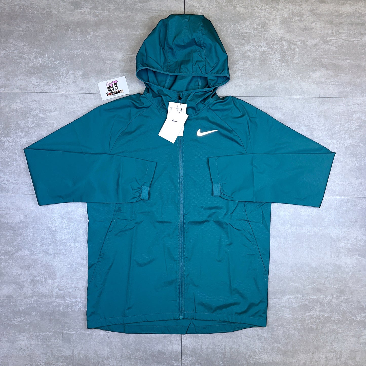 Nike Essential Windrunner Mineral Teal