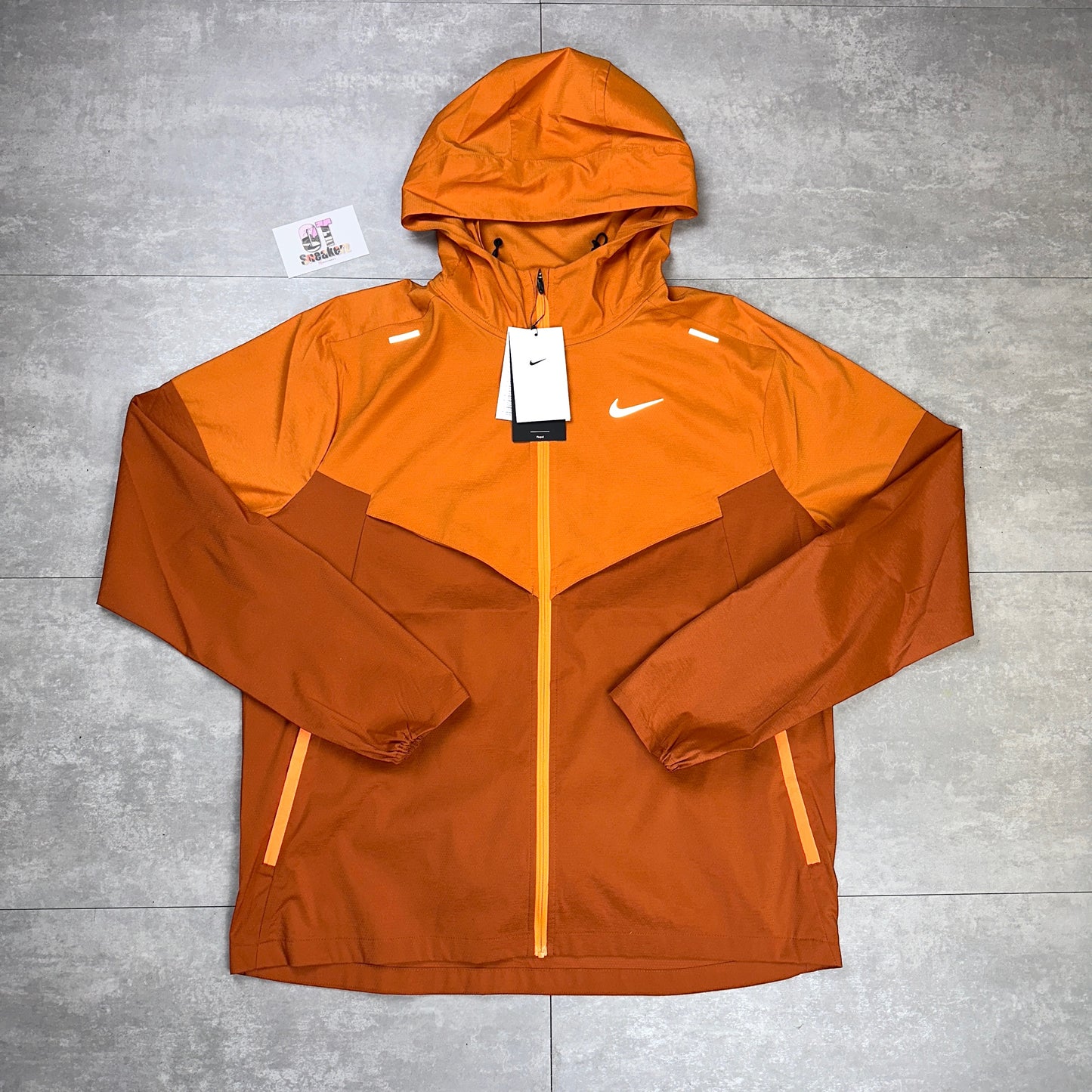 Nike Windrunner Burnt Orange