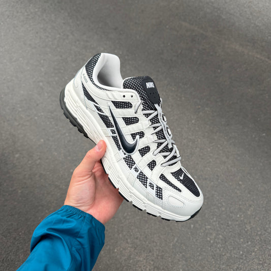 Nike P6000 Off Noir Sail Phantom
