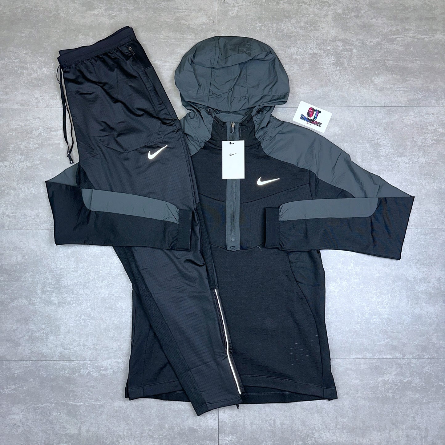 Nike Half Zip Jacket Black & Black Phenom Elite Bottoms