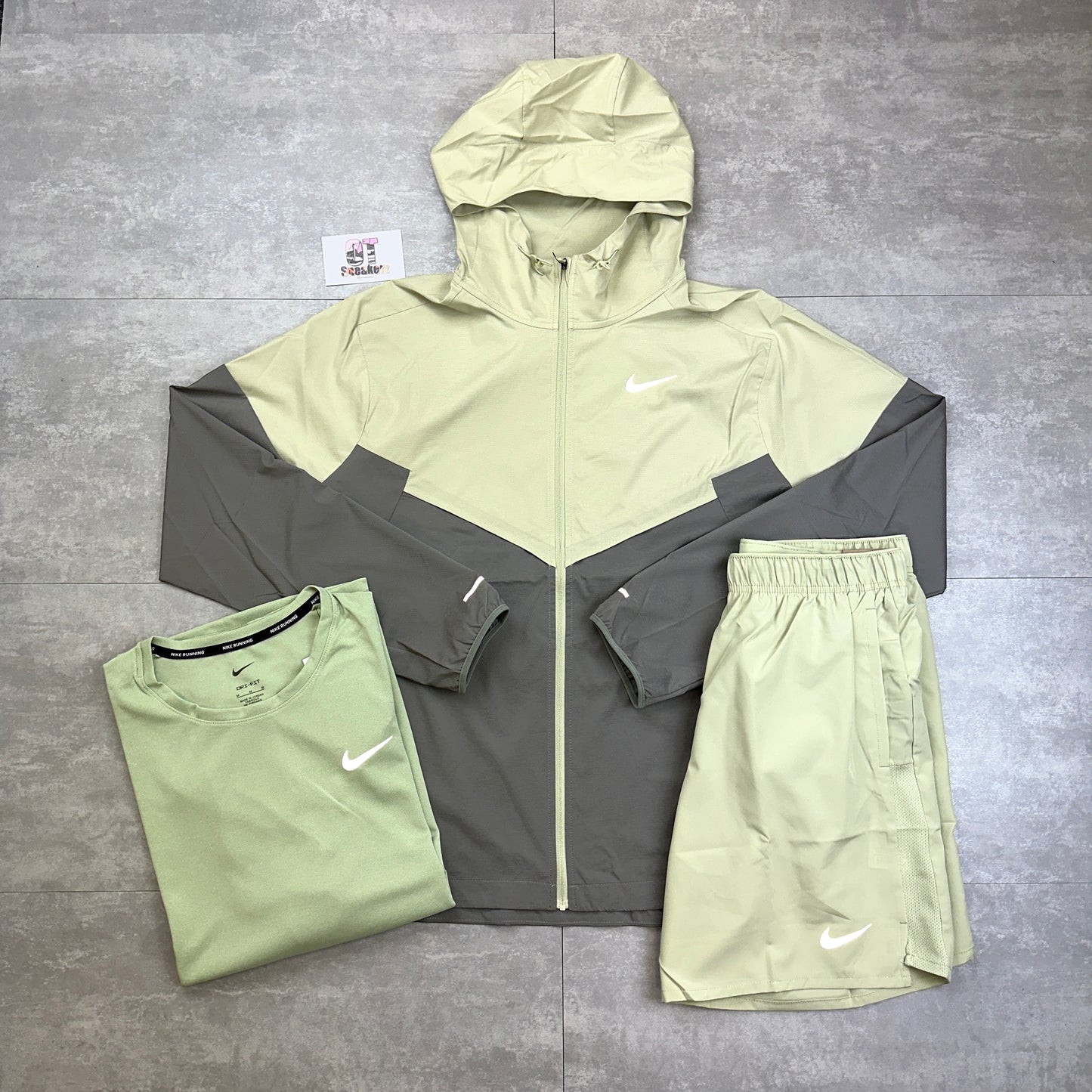 Nike Windrunner Olive Aura 3 Piece Set