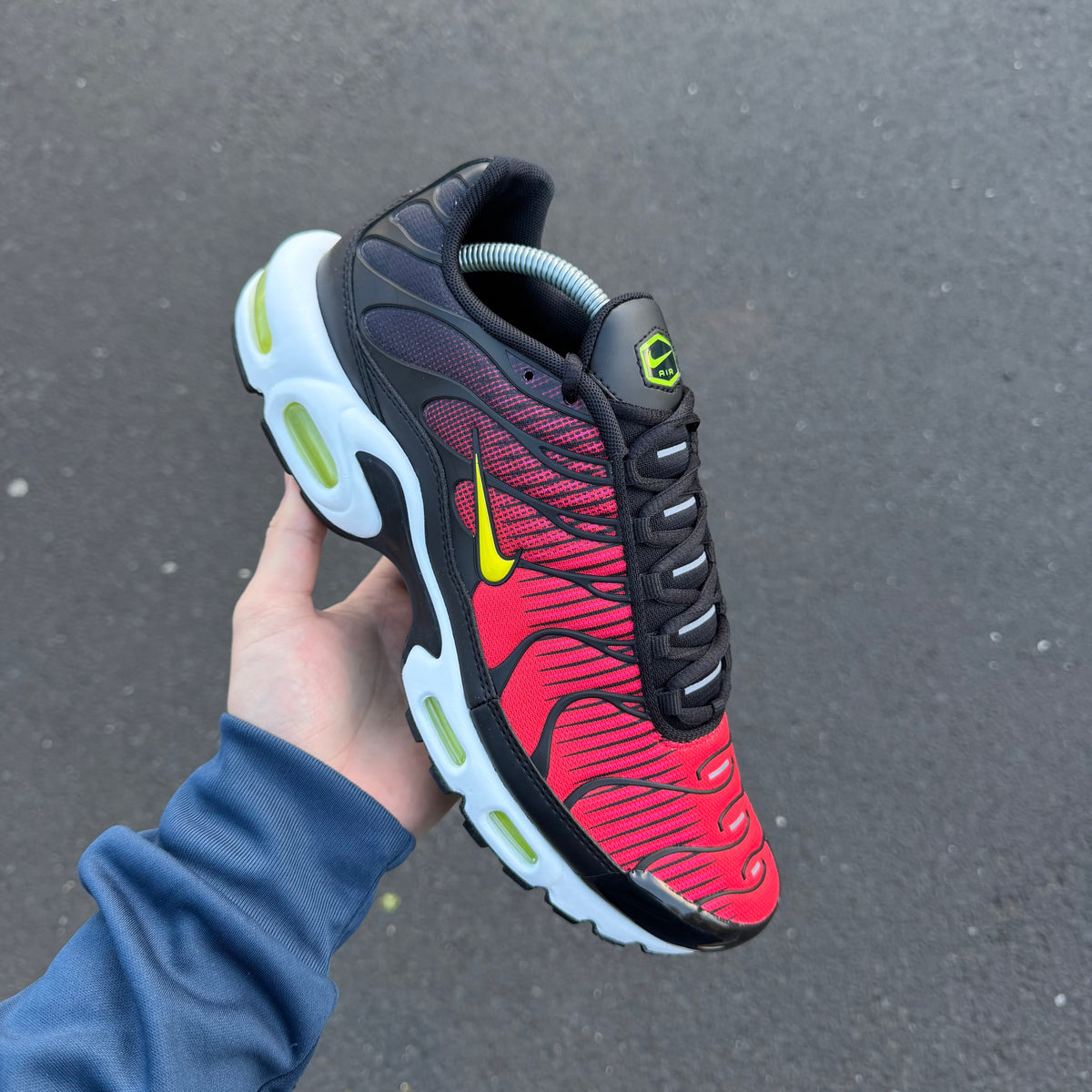 Nike TN Air Max Plus Crimson Black Opti Yellow