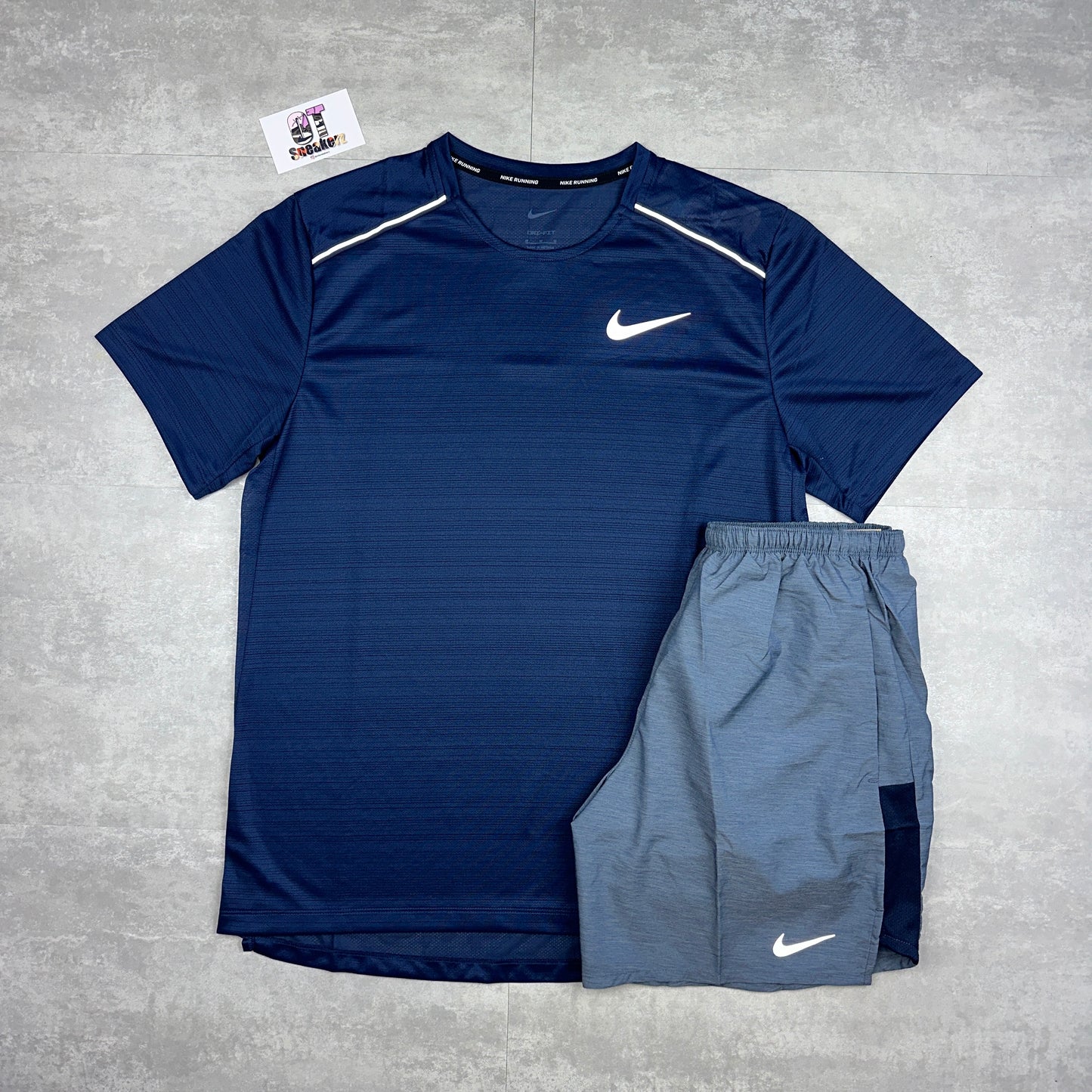 Nike Miler 1.0 Midnight Navy & Obsidian Navy Challenger Shorts