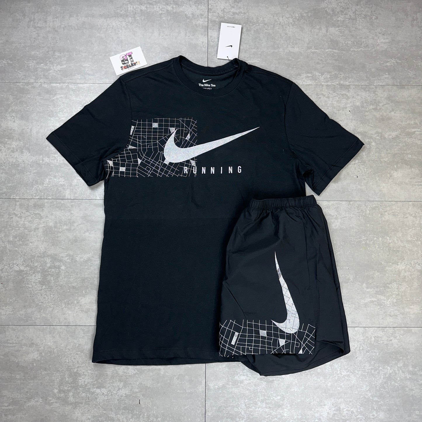 Nike Run Divison Black Set