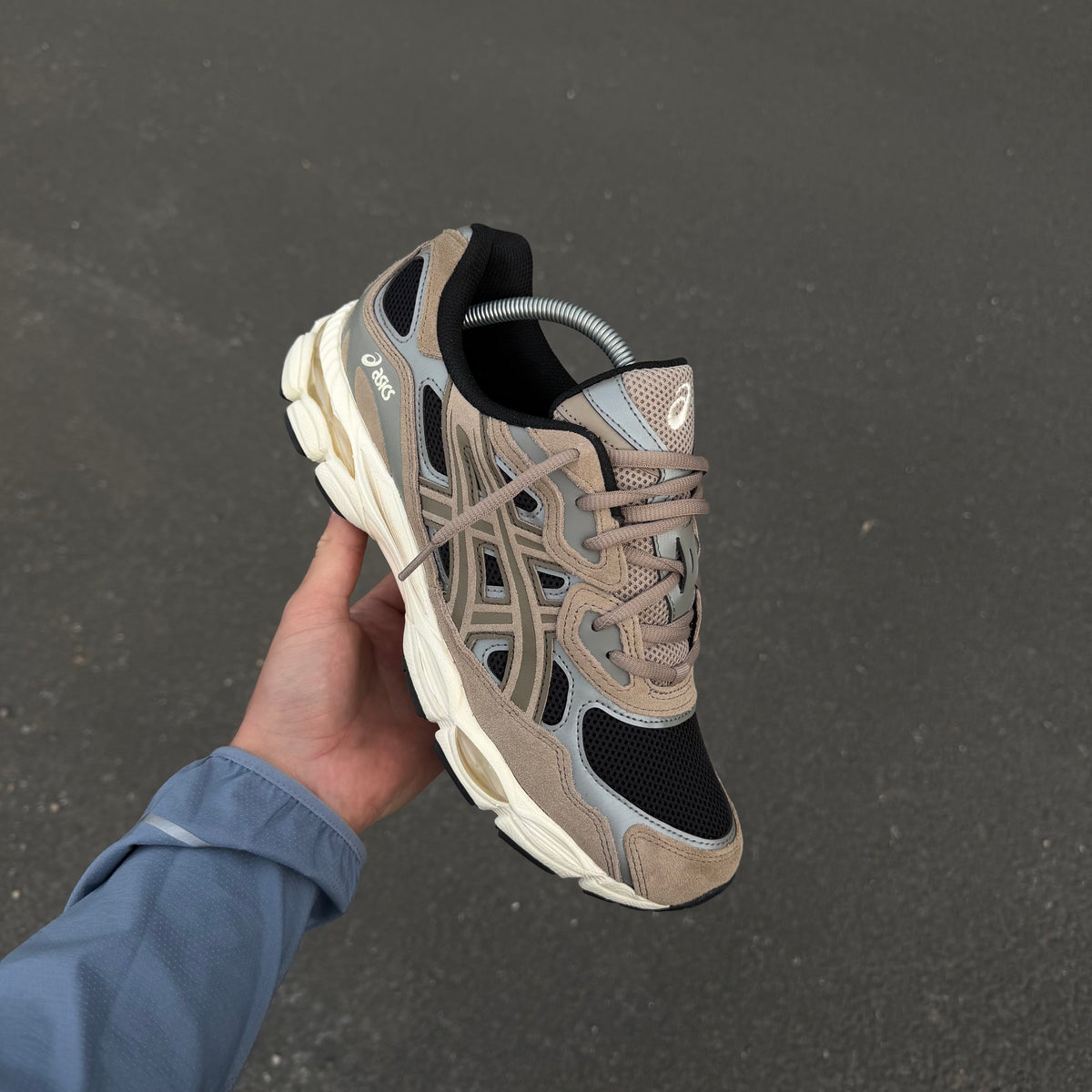 ASICS Gel-NYC Tan Black