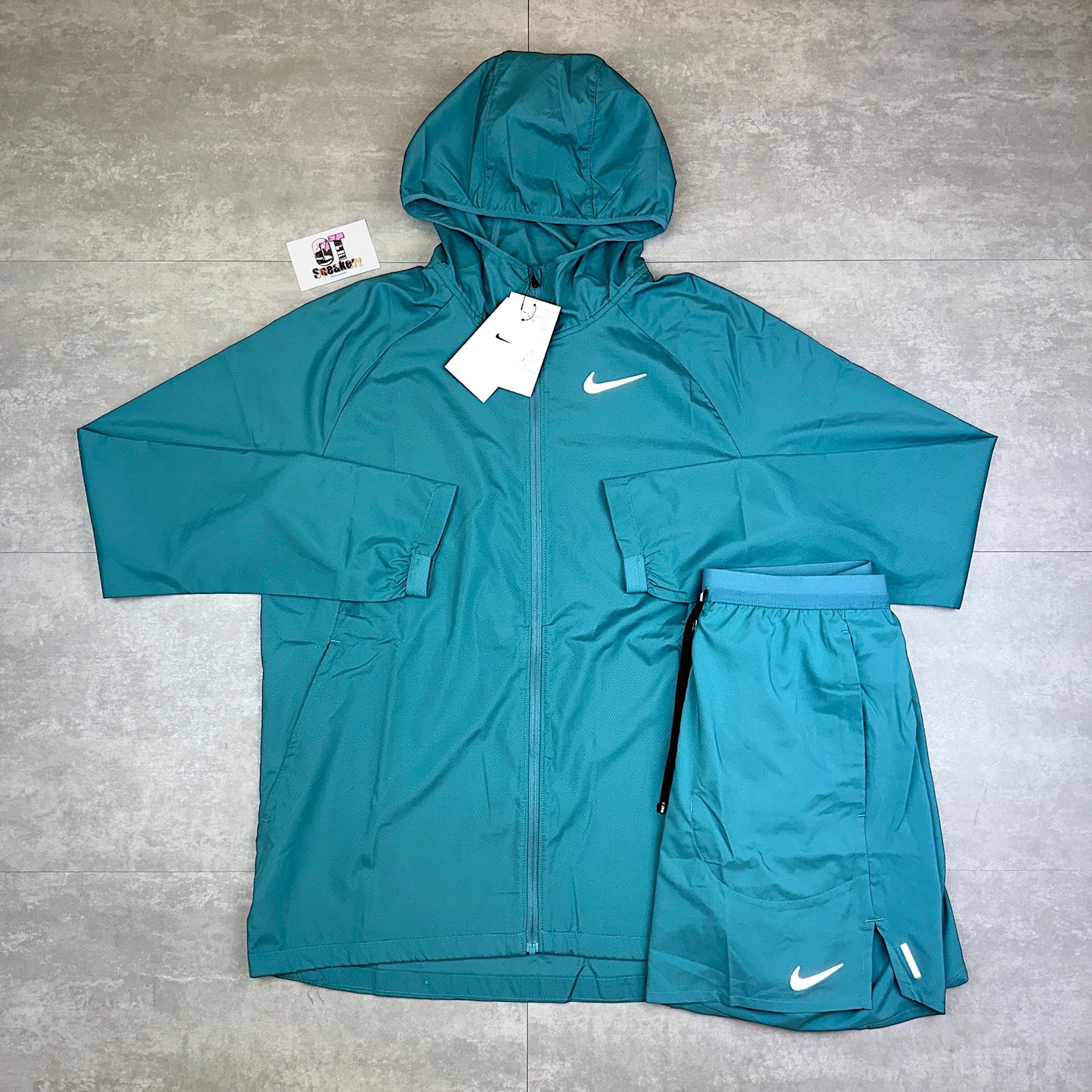 Nike Essentials Teal Windrunner & Shorts Set