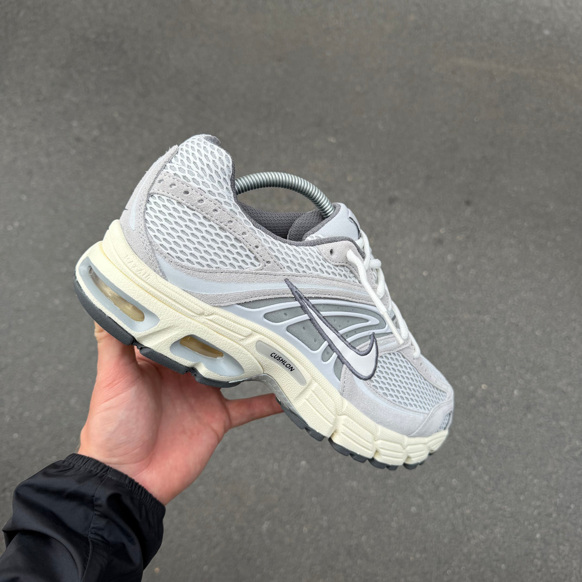 Nike Air Max Moto 2K Grey Fog Coconut White