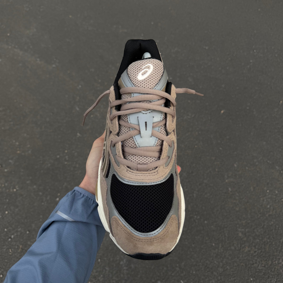 ASICS Gel-NYC Tan Black