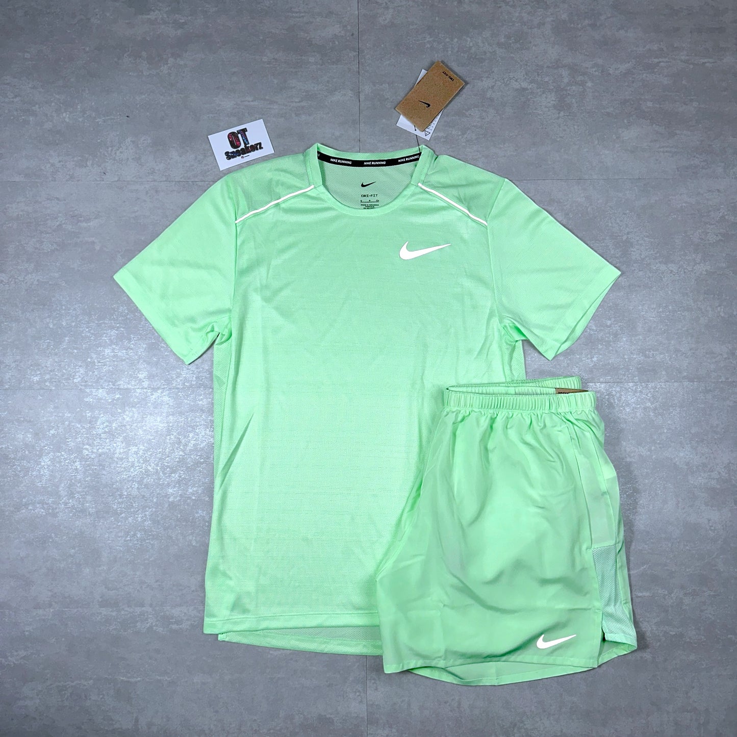 Nike Miler 1.0 Vapour Green & Challenger Shorts