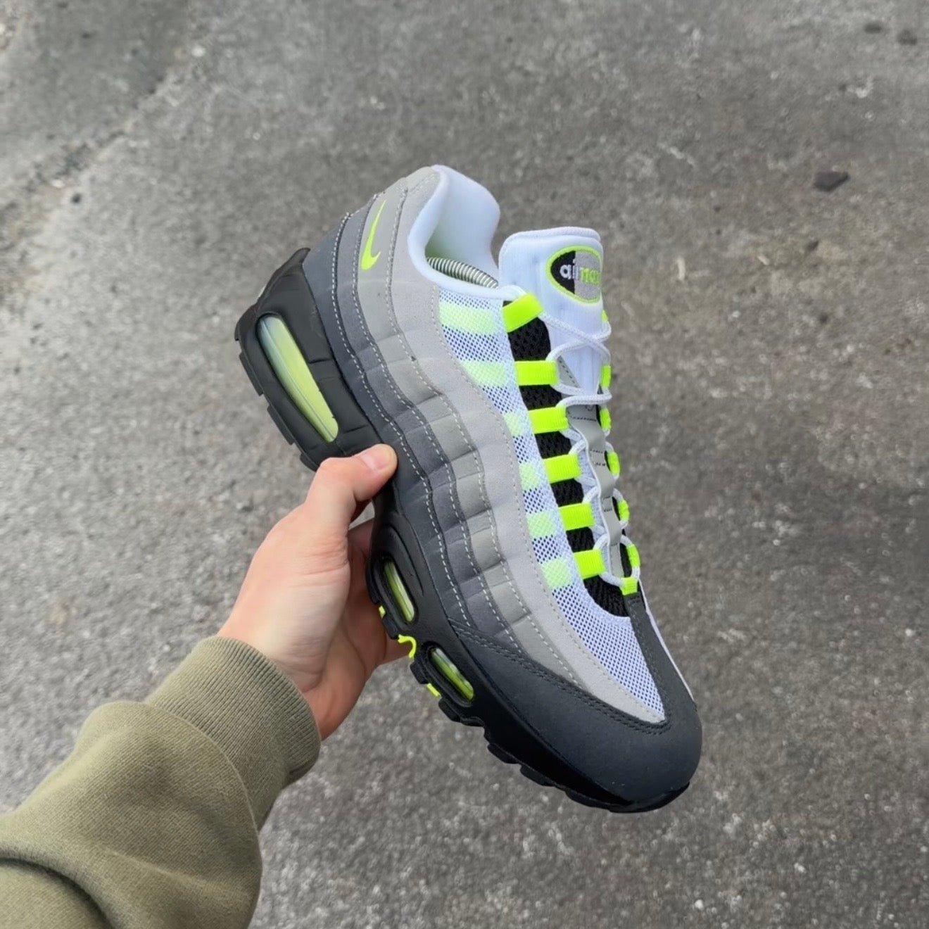 Nike Air Max 95 Neon Big Bubble