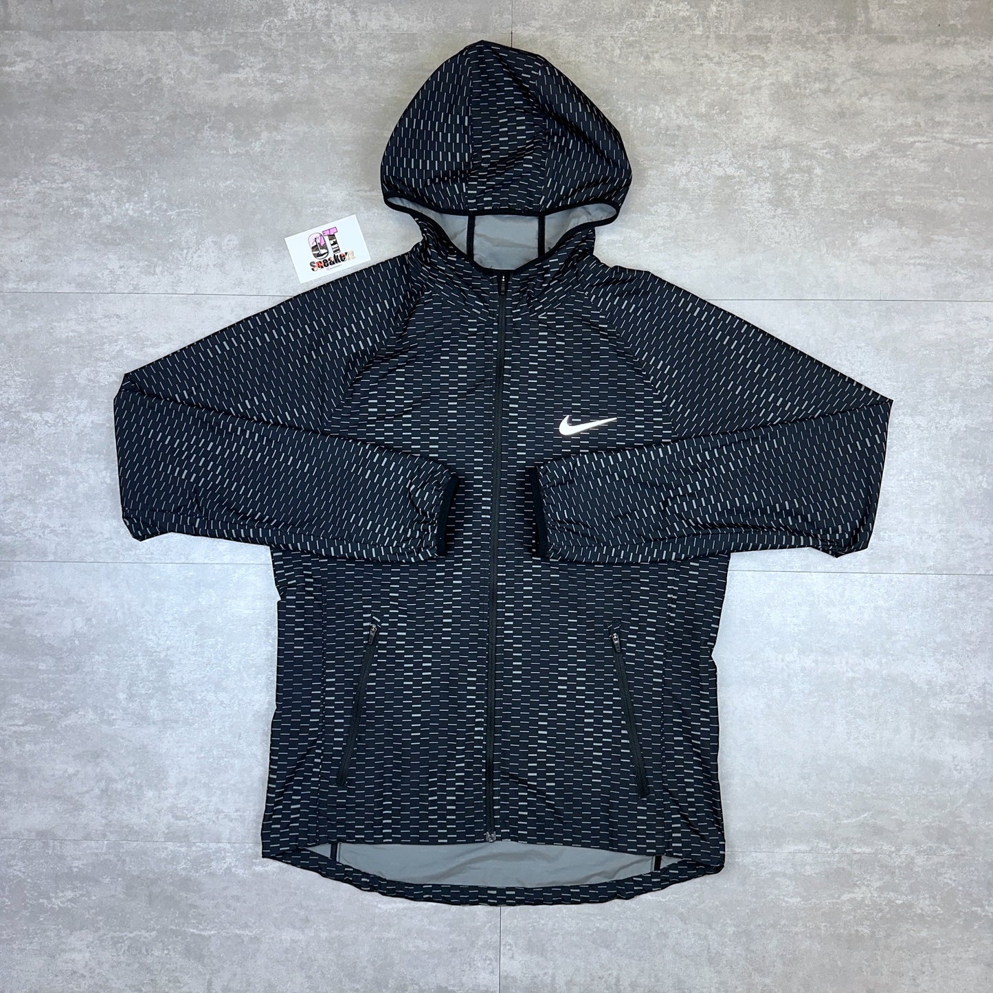 Nike Shield Windrunner Pixel Grey