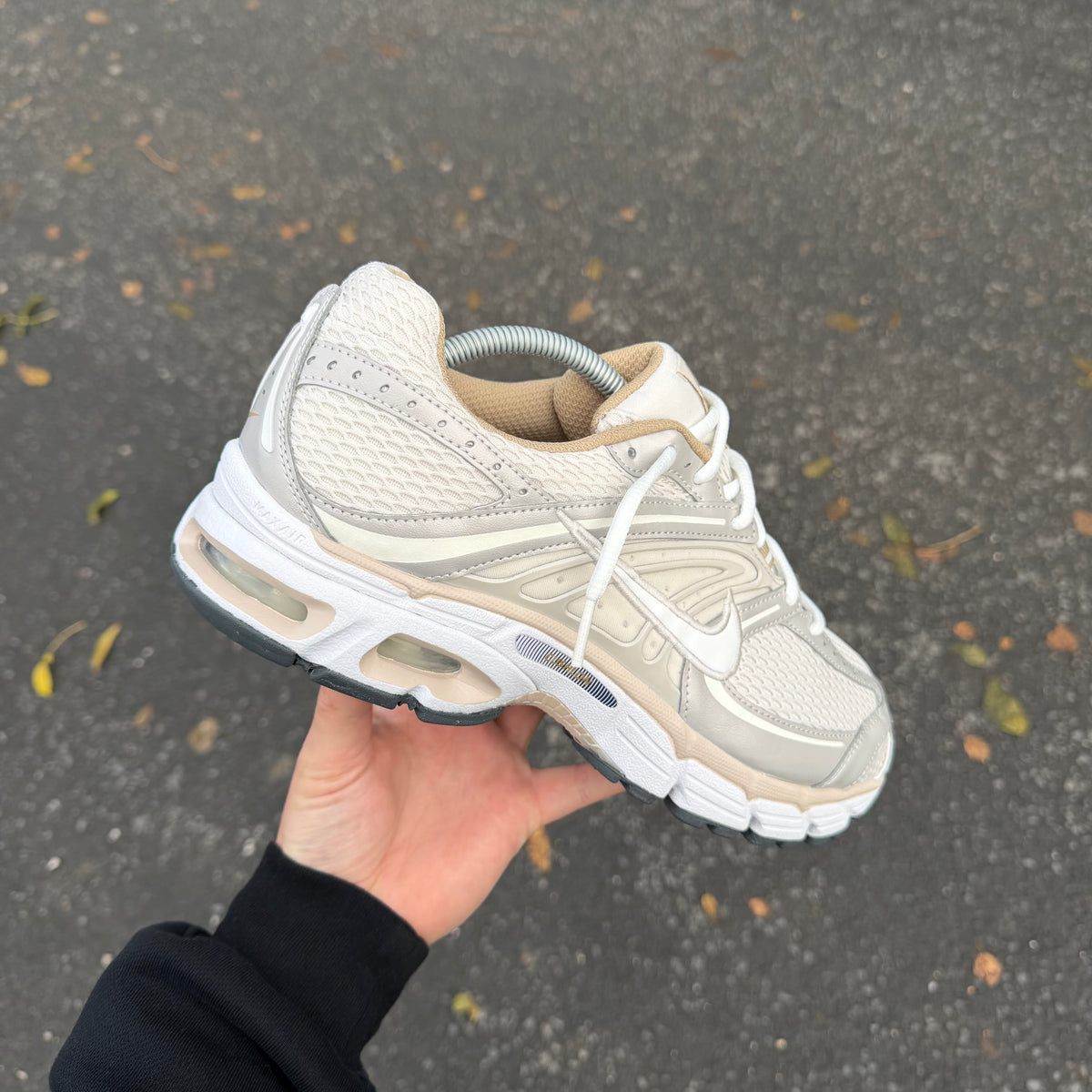Nike Air Max Moto 2K Orewood Brown