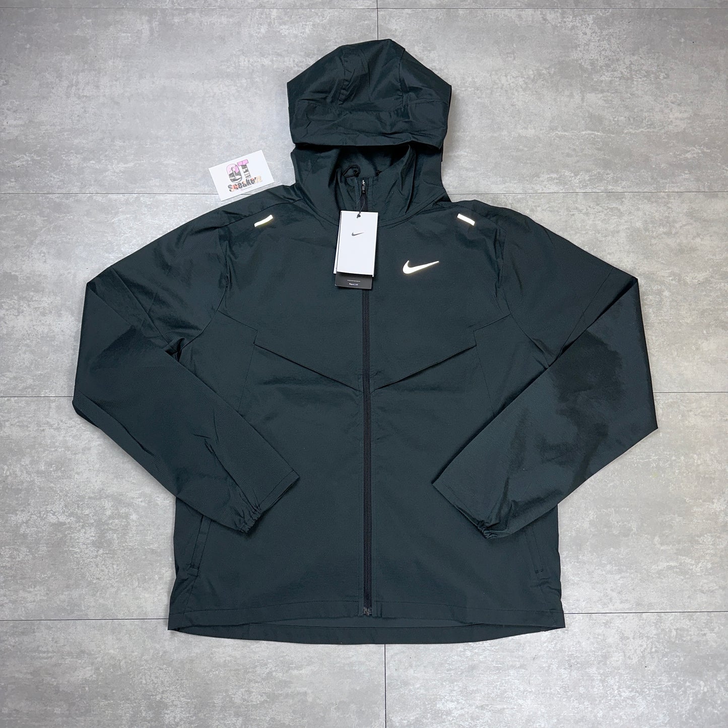 Nike Windrunner Triple Black