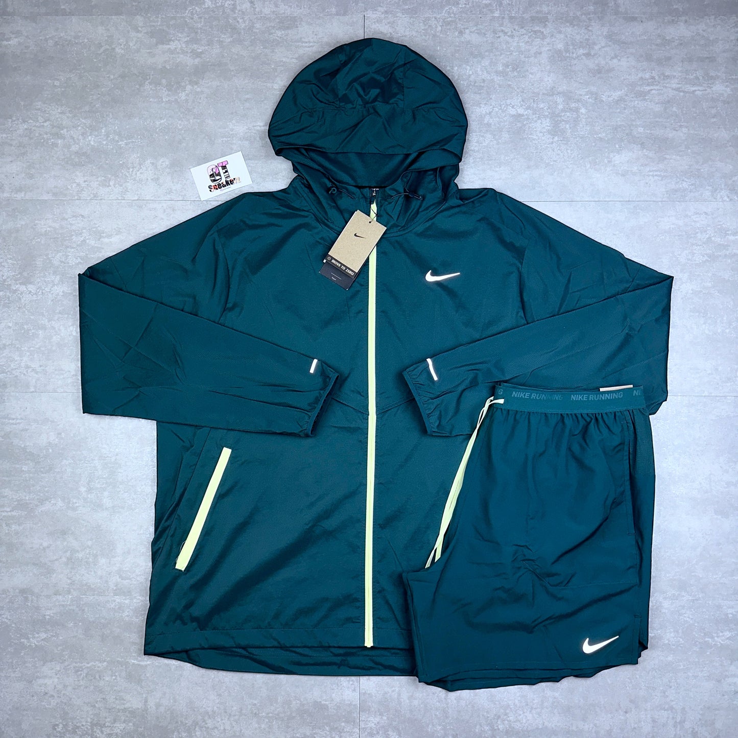 Nike Windrunner UV Deep Jungle & Short Set