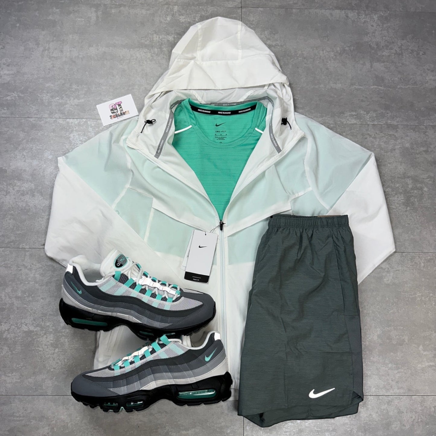 Nike Mint Miler Set / White Windrunner & Air Max 95 Hyper Turquoise Full Outfit