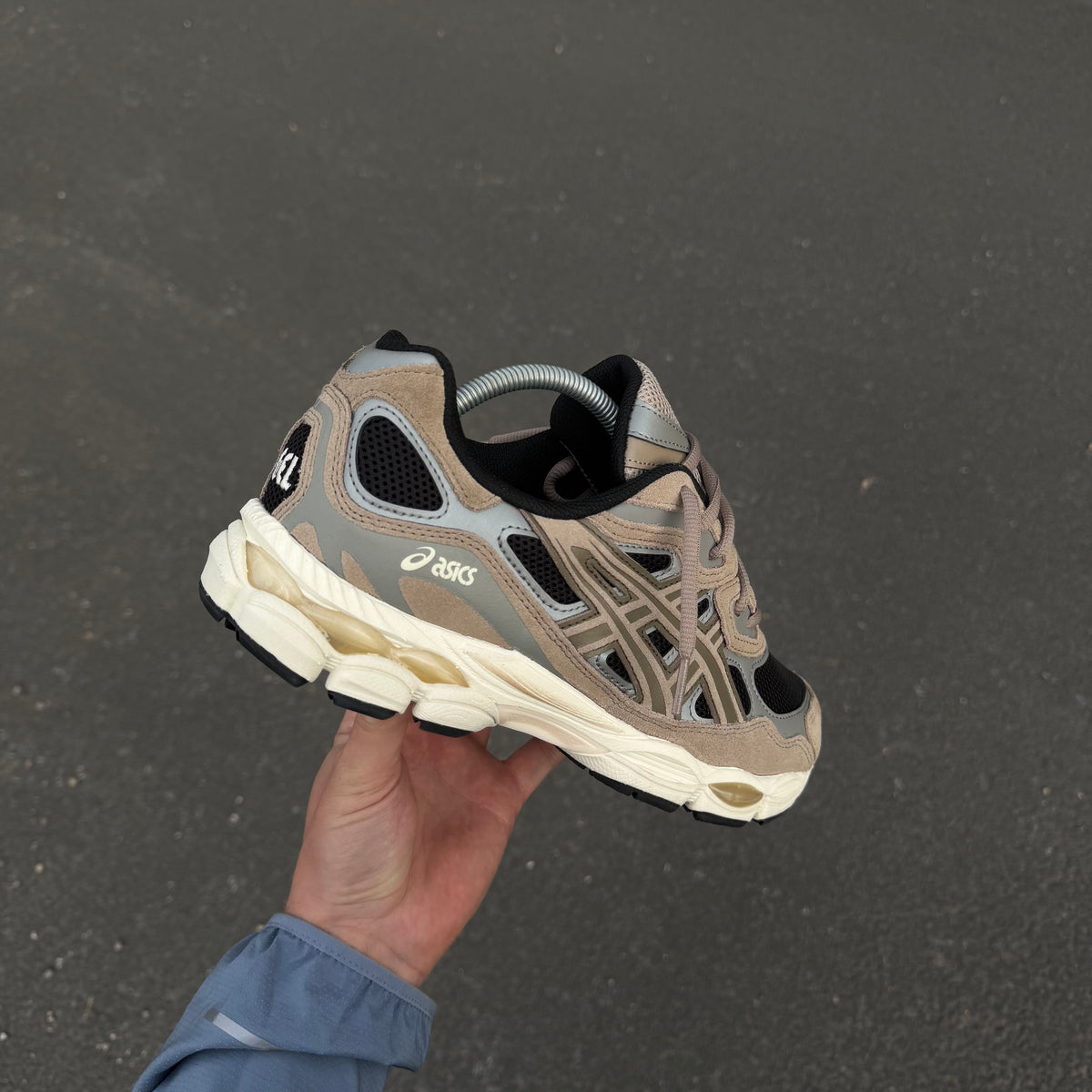 ASICS Gel-NYC Tan Black