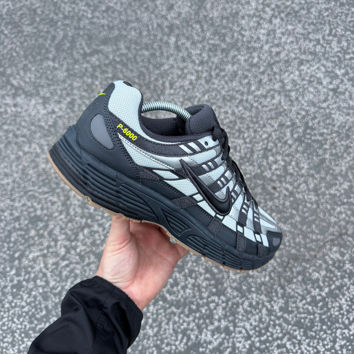 Nike P-6000 Grey Fog Volt Anthracite